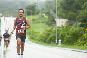 BIB: 1571
                            <button type="button" onclick="openModal(5537986)" class="btn btn-primary btn-sm float-right btn-popup" data-toggle="modal" data-target=".modal-high-quality">
                        <i class="fas fa-shopping-cart"></i> Add to Cart
                    </button>
                                            <button type="button" onclick="isThisMe(5537986, true)" class="btn btn-success btn-sm float-right btn-popup btn-isme hidden" data-toggle="tooltip" data-placement="bottom" title="นี่คือรูปของคุณใช่ไหม คลิกที่นี่เพื่อเอาเข้าอัลบั้ม">
                        <i class="fas fa-plus"></i> Add to album
                    </button>
                    <button type="button" onclick="isThisMe(5537986, false)" class="btn btn-warning btn-sm float-right btn-popup btn-isnotme hidden">
                        <i class="fas fa-ban"></i> Remove from album
                    </button>