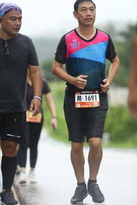 BIB: 107, 1691
                            <button type="button" onclick="openModal(5545375)" class="btn btn-primary btn-sm float-right btn-popup" data-toggle="modal" data-target=".modal-high-quality">
                        <i class="fas fa-shopping-cart"></i> Add to Cart
                    </button>
                                            <button type="button" onclick="isThisMe(5545375, true)" class="btn btn-success btn-sm float-right btn-popup btn-isme hidden" data-toggle="tooltip" data-placement="bottom" title="นี่คือรูปของคุณใช่ไหม คลิกที่นี่เพื่อเอาเข้าอัลบั้ม">
                        <i class="fas fa-plus"></i> Add to album
                    </button>
                    <button type="button" onclick="isThisMe(5545375, false)" class="btn btn-warning btn-sm float-right btn-popup btn-isnotme hidden">
                        <i class="fas fa-ban"></i> Remove from album
                    </button>