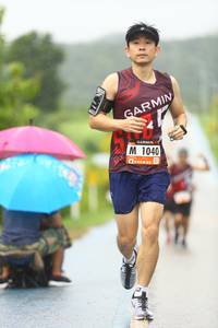 BIB: 1040
                            <button type="button" onclick="openModal(5538938)" class="btn btn-primary btn-sm float-right btn-popup" data-toggle="modal" data-target=".modal-high-quality">
                        <i class="fas fa-shopping-cart"></i> Add to Cart
                    </button>
                                            <button type="button" onclick="isThisMe(5538938, true)" class="btn btn-success btn-sm float-right btn-popup btn-isme hidden" data-toggle="tooltip" data-placement="bottom" title="นี่คือรูปของคุณใช่ไหม คลิกที่นี่เพื่อเอาเข้าอัลบั้ม">
                        <i class="fas fa-plus"></i> Add to album
                    </button>
                    <button type="button" onclick="isThisMe(5538938, false)" class="btn btn-warning btn-sm float-right btn-popup btn-isnotme hidden">
                        <i class="fas fa-ban"></i> Remove from album
                    </button>