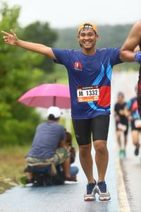 BIB: 1332
                            <button type="button" onclick="openModal(5538560)" class="btn btn-primary btn-sm float-right btn-popup" data-toggle="modal" data-target=".modal-high-quality">
                        <i class="fas fa-shopping-cart"></i> Add to Cart
                    </button>
                                            <button type="button" onclick="isThisMe(5538560, true)" class="btn btn-success btn-sm float-right btn-popup btn-isme hidden" data-toggle="tooltip" data-placement="bottom" title="นี่คือรูปของคุณใช่ไหม คลิกที่นี่เพื่อเอาเข้าอัลบั้ม">
                        <i class="fas fa-plus"></i> Add to album
                    </button>
                    <button type="button" onclick="isThisMe(5538560, false)" class="btn btn-warning btn-sm float-right btn-popup btn-isnotme hidden">
                        <i class="fas fa-ban"></i> Remove from album
                    </button>