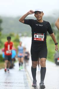 BIB: 5860
                            <button type="button" onclick="openModal(5545657)" class="btn btn-primary btn-sm float-right btn-popup" data-toggle="modal" data-target=".modal-high-quality">
                        <i class="fas fa-shopping-cart"></i> Add to Cart
                    </button>
                                            <button type="button" onclick="isThisMe(5545657, true)" class="btn btn-success btn-sm float-right btn-popup btn-isme hidden" data-toggle="tooltip" data-placement="bottom" title="นี่คือรูปของคุณใช่ไหม คลิกที่นี่เพื่อเอาเข้าอัลบั้ม">
                        <i class="fas fa-plus"></i> Add to album
                    </button>
                    <button type="button" onclick="isThisMe(5545657, false)" class="btn btn-warning btn-sm float-right btn-popup btn-isnotme hidden">
                        <i class="fas fa-ban"></i> Remove from album
                    </button>