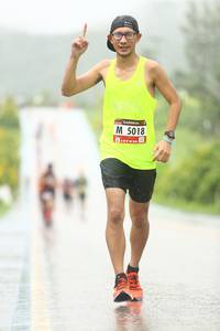 BIB: 5018
                            <button type="button" onclick="openModal(5540285)" class="btn btn-primary btn-sm float-right btn-popup" data-toggle="modal" data-target=".modal-high-quality">
                        <i class="fas fa-shopping-cart"></i> Add to Cart
                    </button>
                                            <button type="button" onclick="isThisMe(5540285, true)" class="btn btn-success btn-sm float-right btn-popup btn-isme hidden" data-toggle="tooltip" data-placement="bottom" title="นี่คือรูปของคุณใช่ไหม คลิกที่นี่เพื่อเอาเข้าอัลบั้ม">
                        <i class="fas fa-plus"></i> Add to album
                    </button>
                    <button type="button" onclick="isThisMe(5540285, false)" class="btn btn-warning btn-sm float-right btn-popup btn-isnotme hidden">
                        <i class="fas fa-ban"></i> Remove from album
                    </button>