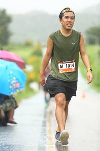 BIB: 1014
                            <button type="button" onclick="openModal(5539878)" class="btn btn-primary btn-sm float-right btn-popup" data-toggle="modal" data-target=".modal-high-quality">
                        <i class="fas fa-shopping-cart"></i> Add to Cart
                    </button>
                                            <button type="button" onclick="isThisMe(5539878, true)" class="btn btn-success btn-sm float-right btn-popup btn-isme hidden" data-toggle="tooltip" data-placement="bottom" title="นี่คือรูปของคุณใช่ไหม คลิกที่นี่เพื่อเอาเข้าอัลบั้ม">
                        <i class="fas fa-plus"></i> Add to album
                    </button>
                    <button type="button" onclick="isThisMe(5539878, false)" class="btn btn-warning btn-sm float-right btn-popup btn-isnotme hidden">
                        <i class="fas fa-ban"></i> Remove from album
                    </button>