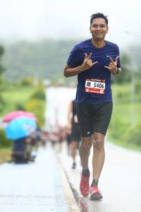 BIB: 5406
                            <button type="button" onclick="openModal(5546305)" class="btn btn-primary btn-sm float-right btn-popup" data-toggle="modal" data-target=".modal-high-quality">
                        <i class="fas fa-shopping-cart"></i> Add to Cart
                    </button>
                                            <button type="button" onclick="isThisMe(5546305, true)" class="btn btn-success btn-sm float-right btn-popup btn-isme hidden" data-toggle="tooltip" data-placement="bottom" title="นี่คือรูปของคุณใช่ไหม คลิกที่นี่เพื่อเอาเข้าอัลบั้ม">
                        <i class="fas fa-plus"></i> Add to album
                    </button>
                    <button type="button" onclick="isThisMe(5546305, false)" class="btn btn-warning btn-sm float-right btn-popup btn-isnotme hidden">
                        <i class="fas fa-ban"></i> Remove from album
                    </button>