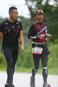 BIB: 5805
                            <button type="button" onclick="openModal(5545550)" class="btn btn-primary btn-sm float-right btn-popup" data-toggle="modal" data-target=".modal-high-quality">
                        <i class="fas fa-shopping-cart"></i> Add to Cart
                    </button>
                                            <button type="button" onclick="isThisMe(5545550, true)" class="btn btn-success btn-sm float-right btn-popup btn-isme hidden" data-toggle="tooltip" data-placement="bottom" title="นี่คือรูปของคุณใช่ไหม คลิกที่นี่เพื่อเอาเข้าอัลบั้ม">
                        <i class="fas fa-plus"></i> Add to album
                    </button>
                    <button type="button" onclick="isThisMe(5545550, false)" class="btn btn-warning btn-sm float-right btn-popup btn-isnotme hidden">
                        <i class="fas fa-ban"></i> Remove from album
                    </button>