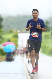 BIB: 5406
                            <button type="button" onclick="openModal(5546300)" class="btn btn-primary btn-sm float-right btn-popup" data-toggle="modal" data-target=".modal-high-quality">
                        <i class="fas fa-shopping-cart"></i> Add to Cart
                    </button>
                                            <button type="button" onclick="isThisMe(5546300, true)" class="btn btn-success btn-sm float-right btn-popup btn-isme hidden" data-toggle="tooltip" data-placement="bottom" title="นี่คือรูปของคุณใช่ไหม คลิกที่นี่เพื่อเอาเข้าอัลบั้ม">
                        <i class="fas fa-plus"></i> Add to album
                    </button>
                    <button type="button" onclick="isThisMe(5546300, false)" class="btn btn-warning btn-sm float-right btn-popup btn-isnotme hidden">
                        <i class="fas fa-ban"></i> Remove from album
                    </button>