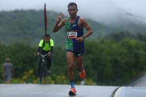 BIB: 6201
                            <button type="button" onclick="openModal(5537676)" class="btn btn-primary btn-sm float-right btn-popup" data-toggle="modal" data-target=".modal-high-quality">
                        <i class="fas fa-shopping-cart"></i> Add to Cart
                    </button>
                                            <button type="button" onclick="isThisMe(5537676, true)" class="btn btn-success btn-sm float-right btn-popup btn-isme hidden" data-toggle="tooltip" data-placement="bottom" title="นี่คือรูปของคุณใช่ไหม คลิกที่นี่เพื่อเอาเข้าอัลบั้ม">
                        <i class="fas fa-plus"></i> Add to album
                    </button>
                    <button type="button" onclick="isThisMe(5537676, false)" class="btn btn-warning btn-sm float-right btn-popup btn-isnotme hidden">
                        <i class="fas fa-ban"></i> Remove from album
                    </button>