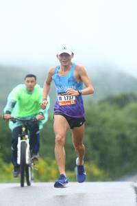 BIB: 1737
                            <button type="button" onclick="openModal(5537687)" class="btn btn-primary btn-sm float-right btn-popup" data-toggle="modal" data-target=".modal-high-quality">
                        <i class="fas fa-shopping-cart"></i> Add to Cart
                    </button>
                                            <button type="button" onclick="isThisMe(5537687, true)" class="btn btn-success btn-sm float-right btn-popup btn-isme hidden" data-toggle="tooltip" data-placement="bottom" title="นี่คือรูปของคุณใช่ไหม คลิกที่นี่เพื่อเอาเข้าอัลบั้ม">
                        <i class="fas fa-plus"></i> Add to album
                    </button>
                    <button type="button" onclick="isThisMe(5537687, false)" class="btn btn-warning btn-sm float-right btn-popup btn-isnotme hidden">
                        <i class="fas fa-ban"></i> Remove from album
                    </button>