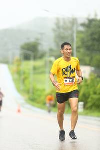 BIB: 1382
                            <button type="button" onclick="openModal(5539579)" class="btn btn-primary btn-sm float-right btn-popup" data-toggle="modal" data-target=".modal-high-quality">
                        <i class="fas fa-shopping-cart"></i> Add to Cart
                    </button>
                                            <button type="button" onclick="isThisMe(5539579, true)" class="btn btn-success btn-sm float-right btn-popup btn-isme hidden" data-toggle="tooltip" data-placement="bottom" title="นี่คือรูปของคุณใช่ไหม คลิกที่นี่เพื่อเอาเข้าอัลบั้ม">
                        <i class="fas fa-plus"></i> Add to album
                    </button>
                    <button type="button" onclick="isThisMe(5539579, false)" class="btn btn-warning btn-sm float-right btn-popup btn-isnotme hidden">
                        <i class="fas fa-ban"></i> Remove from album
                    </button>