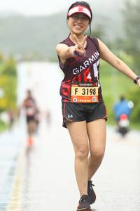 BIB: 3198
                            <button type="button" onclick="openModal(5540858)" class="btn btn-primary btn-sm float-right btn-popup" data-toggle="modal" data-target=".modal-high-quality">
                        <i class="fas fa-shopping-cart"></i> Add to Cart
                    </button>
                                            <button type="button" onclick="isThisMe(5540858, true)" class="btn btn-success btn-sm float-right btn-popup btn-isme hidden" data-toggle="tooltip" data-placement="bottom" title="นี่คือรูปของคุณใช่ไหม คลิกที่นี่เพื่อเอาเข้าอัลบั้ม">
                        <i class="fas fa-plus"></i> Add to album
                    </button>
                    <button type="button" onclick="isThisMe(5540858, false)" class="btn btn-warning btn-sm float-right btn-popup btn-isnotme hidden">
                        <i class="fas fa-ban"></i> Remove from album
                    </button>