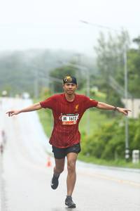 BIB: 1612
                            <button type="button" onclick="openModal(5537960)" class="btn btn-primary btn-sm float-right btn-popup" data-toggle="modal" data-target=".modal-high-quality">
                        <i class="fas fa-shopping-cart"></i> Add to Cart
                    </button>
                                            <button type="button" onclick="isThisMe(5537960, true)" class="btn btn-success btn-sm float-right btn-popup btn-isme hidden" data-toggle="tooltip" data-placement="bottom" title="นี่คือรูปของคุณใช่ไหม คลิกที่นี่เพื่อเอาเข้าอัลบั้ม">
                        <i class="fas fa-plus"></i> Add to album
                    </button>
                    <button type="button" onclick="isThisMe(5537960, false)" class="btn btn-warning btn-sm float-right btn-popup btn-isnotme hidden">
                        <i class="fas fa-ban"></i> Remove from album
                    </button>