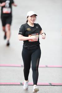 BIB: 
                            <button type="button" onclick="openModal(5559946)" class="btn btn-primary btn-sm float-right btn-popup" data-toggle="modal" data-target=".modal-high-quality">
                        <i class="fas fa-shopping-cart"></i> Add to Cart
                    </button>
                                            <button type="button" onclick="isThisMe(5559946, true)" class="btn btn-success btn-sm float-right btn-popup btn-isme hidden" data-toggle="tooltip" data-placement="bottom" title="นี่คือรูปของคุณใช่ไหม คลิกที่นี่เพื่อเอาเข้าอัลบั้ม">
                        <i class="fas fa-plus"></i> Add to album
                    </button>
                    <button type="button" onclick="isThisMe(5559946, false)" class="btn btn-warning btn-sm float-right btn-popup btn-isnotme hidden">
                        <i class="fas fa-ban"></i> Remove from album
                    </button>