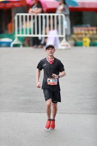 BIB: 1720
                            <button type="button" onclick="openModal(5534184)" class="btn btn-primary btn-sm float-right btn-popup" data-toggle="modal" data-target=".modal-high-quality">
                        <i class="fas fa-shopping-cart"></i> Add to Cart
                    </button>
                                            <button type="button" onclick="isThisMe(5534184, true)" class="btn btn-success btn-sm float-right btn-popup btn-isme hidden" data-toggle="tooltip" data-placement="bottom" title="นี่คือรูปของคุณใช่ไหม คลิกที่นี่เพื่อเอาเข้าอัลบั้ม">
                        <i class="fas fa-plus"></i> Add to album
                    </button>
                    <button type="button" onclick="isThisMe(5534184, false)" class="btn btn-warning btn-sm float-right btn-popup btn-isnotme hidden">
                        <i class="fas fa-ban"></i> Remove from album
                    </button>