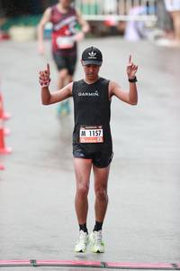 BIB: 1157
                            <button type="button" onclick="openModal(5536080)" class="btn btn-primary btn-sm float-right btn-popup" data-toggle="modal" data-target=".modal-high-quality">
                        <i class="fas fa-shopping-cart"></i> Add to Cart
                    </button>
                                            <button type="button" onclick="isThisMe(5536080, true)" class="btn btn-success btn-sm float-right btn-popup btn-isme hidden" data-toggle="tooltip" data-placement="bottom" title="นี่คือรูปของคุณใช่ไหม คลิกที่นี่เพื่อเอาเข้าอัลบั้ม">
                        <i class="fas fa-plus"></i> Add to album
                    </button>
                    <button type="button" onclick="isThisMe(5536080, false)" class="btn btn-warning btn-sm float-right btn-popup btn-isnotme hidden">
                        <i class="fas fa-ban"></i> Remove from album
                    </button>