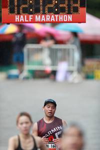 BIB: 1602
                            <button type="button" onclick="openModal(5534914)" class="btn btn-primary btn-sm float-right btn-popup" data-toggle="modal" data-target=".modal-high-quality">
                        <i class="fas fa-shopping-cart"></i> Add to Cart
                    </button>
                                            <button type="button" onclick="isThisMe(5534914, true)" class="btn btn-success btn-sm float-right btn-popup btn-isme hidden" data-toggle="tooltip" data-placement="bottom" title="นี่คือรูปของคุณใช่ไหม คลิกที่นี่เพื่อเอาเข้าอัลบั้ม">
                        <i class="fas fa-plus"></i> Add to album
                    </button>
                    <button type="button" onclick="isThisMe(5534914, false)" class="btn btn-warning btn-sm float-right btn-popup btn-isnotme hidden">
                        <i class="fas fa-ban"></i> Remove from album
                    </button>