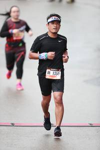 BIB: 1350, 
                            <button type="button" onclick="openModal(5557689)" class="btn btn-primary btn-sm float-right btn-popup" data-toggle="modal" data-target=".modal-high-quality">
                        <i class="fas fa-shopping-cart"></i> Add to Cart
                    </button>
                                            <button type="button" onclick="isThisMe(5557689, true)" class="btn btn-success btn-sm float-right btn-popup btn-isme hidden" data-toggle="tooltip" data-placement="bottom" title="นี่คือรูปของคุณใช่ไหม คลิกที่นี่เพื่อเอาเข้าอัลบั้ม">
                        <i class="fas fa-plus"></i> Add to album
                    </button>
                    <button type="button" onclick="isThisMe(5557689, false)" class="btn btn-warning btn-sm float-right btn-popup btn-isnotme hidden">
                        <i class="fas fa-ban"></i> Remove from album
                    </button>