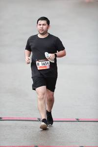 BIB: 1654
                            <button type="button" onclick="openModal(5560983)" class="btn btn-primary btn-sm float-right btn-popup" data-toggle="modal" data-target=".modal-high-quality">
                        <i class="fas fa-shopping-cart"></i> Add to Cart
                    </button>
                                            <button type="button" onclick="isThisMe(5560983, true)" class="btn btn-success btn-sm float-right btn-popup btn-isme hidden" data-toggle="tooltip" data-placement="bottom" title="นี่คือรูปของคุณใช่ไหม คลิกที่นี่เพื่อเอาเข้าอัลบั้ม">
                        <i class="fas fa-plus"></i> Add to album
                    </button>
                    <button type="button" onclick="isThisMe(5560983, false)" class="btn btn-warning btn-sm float-right btn-popup btn-isnotme hidden">
                        <i class="fas fa-ban"></i> Remove from album
                    </button>