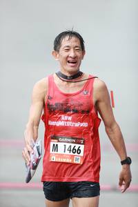 BIB: 1466
                            <button type="button" onclick="openModal(5535114)" class="btn btn-primary btn-sm float-right btn-popup" data-toggle="modal" data-target=".modal-high-quality">
                        <i class="fas fa-shopping-cart"></i> Add to Cart
                    </button>
                                            <button type="button" onclick="isThisMe(5535114, true)" class="btn btn-success btn-sm float-right btn-popup btn-isme hidden" data-toggle="tooltip" data-placement="bottom" title="นี่คือรูปของคุณใช่ไหม คลิกที่นี่เพื่อเอาเข้าอัลบั้ม">
                        <i class="fas fa-plus"></i> Add to album
                    </button>
                    <button type="button" onclick="isThisMe(5535114, false)" class="btn btn-warning btn-sm float-right btn-popup btn-isnotme hidden">
                        <i class="fas fa-ban"></i> Remove from album
                    </button>