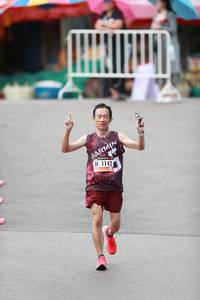 BIB: 1142
                            <button type="button" onclick="openModal(5534353)" class="btn btn-primary btn-sm float-right btn-popup" data-toggle="modal" data-target=".modal-high-quality">
                        <i class="fas fa-shopping-cart"></i> Add to Cart
                    </button>
                                            <button type="button" onclick="isThisMe(5534353, true)" class="btn btn-success btn-sm float-right btn-popup btn-isme hidden" data-toggle="tooltip" data-placement="bottom" title="นี่คือรูปของคุณใช่ไหม คลิกที่นี่เพื่อเอาเข้าอัลบั้ม">
                        <i class="fas fa-plus"></i> Add to album
                    </button>
                    <button type="button" onclick="isThisMe(5534353, false)" class="btn btn-warning btn-sm float-right btn-popup btn-isnotme hidden">
                        <i class="fas fa-ban"></i> Remove from album
                    </button>