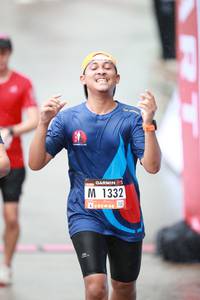 BIB: 1332
                            <button type="button" onclick="openModal(5535677)" class="btn btn-primary btn-sm float-right btn-popup" data-toggle="modal" data-target=".modal-high-quality">
                        <i class="fas fa-shopping-cart"></i> Add to Cart
                    </button>
                                            <button type="button" onclick="isThisMe(5535677, true)" class="btn btn-success btn-sm float-right btn-popup btn-isme hidden" data-toggle="tooltip" data-placement="bottom" title="นี่คือรูปของคุณใช่ไหม คลิกที่นี่เพื่อเอาเข้าอัลบั้ม">
                        <i class="fas fa-plus"></i> Add to album
                    </button>
                    <button type="button" onclick="isThisMe(5535677, false)" class="btn btn-warning btn-sm float-right btn-popup btn-isnotme hidden">
                        <i class="fas fa-ban"></i> Remove from album
                    </button>