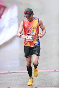 BIB: 5986
                            <button type="button" onclick="openModal(5539589)" class="btn btn-primary btn-sm float-right btn-popup" data-toggle="modal" data-target=".modal-high-quality">
                        <i class="fas fa-shopping-cart"></i> Add to Cart
                    </button>
                                            <button type="button" onclick="isThisMe(5539589, true)" class="btn btn-success btn-sm float-right btn-popup btn-isme hidden" data-toggle="tooltip" data-placement="bottom" title="นี่คือรูปของคุณใช่ไหม คลิกที่นี่เพื่อเอาเข้าอัลบั้ม">
                        <i class="fas fa-plus"></i> Add to album
                    </button>
                    <button type="button" onclick="isThisMe(5539589, false)" class="btn btn-warning btn-sm float-right btn-popup btn-isnotme hidden">
                        <i class="fas fa-ban"></i> Remove from album
                    </button>