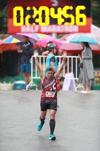 BIB: 2056, 1182
                            <button type="button" onclick="openModal(5534979)" class="btn btn-primary btn-sm float-right btn-popup" data-toggle="modal" data-target=".modal-high-quality">
                        <i class="fas fa-shopping-cart"></i> Add to Cart
                    </button>
                                            <button type="button" onclick="isThisMe(5534979, true)" class="btn btn-success btn-sm float-right btn-popup btn-isme hidden" data-toggle="tooltip" data-placement="bottom" title="นี่คือรูปของคุณใช่ไหม คลิกที่นี่เพื่อเอาเข้าอัลบั้ม">
                        <i class="fas fa-plus"></i> Add to album
                    </button>
                    <button type="button" onclick="isThisMe(5534979, false)" class="btn btn-warning btn-sm float-right btn-popup btn-isnotme hidden">
                        <i class="fas fa-ban"></i> Remove from album
                    </button>