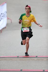 BIB: 5057
                            <button type="button" onclick="openModal(5533592)" class="btn btn-primary btn-sm float-right btn-popup" data-toggle="modal" data-target=".modal-high-quality">
                        <i class="fas fa-shopping-cart"></i> Add to Cart
                    </button>
                                            <button type="button" onclick="isThisMe(5533592, true)" class="btn btn-success btn-sm float-right btn-popup btn-isme hidden" data-toggle="tooltip" data-placement="bottom" title="นี่คือรูปของคุณใช่ไหม คลิกที่นี่เพื่อเอาเข้าอัลบั้ม">
                        <i class="fas fa-plus"></i> Add to album
                    </button>
                    <button type="button" onclick="isThisMe(5533592, false)" class="btn btn-warning btn-sm float-right btn-popup btn-isnotme hidden">
                        <i class="fas fa-ban"></i> Remove from album
                    </button>