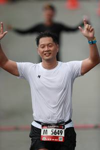 BIB: 5649
                            <button type="button" onclick="openModal(5560637)" class="btn btn-primary btn-sm float-right btn-popup" data-toggle="modal" data-target=".modal-high-quality">
                        <i class="fas fa-shopping-cart"></i> Add to Cart
                    </button>
                                            <button type="button" onclick="isThisMe(5560637, true)" class="btn btn-success btn-sm float-right btn-popup btn-isme hidden" data-toggle="tooltip" data-placement="bottom" title="นี่คือรูปของคุณใช่ไหม คลิกที่นี่เพื่อเอาเข้าอัลบั้ม">
                        <i class="fas fa-plus"></i> Add to album
                    </button>
                    <button type="button" onclick="isThisMe(5560637, false)" class="btn btn-warning btn-sm float-right btn-popup btn-isnotme hidden">
                        <i class="fas fa-ban"></i> Remove from album
                    </button>