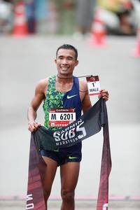 BIB: 6201
                            <button type="button" onclick="openModal(5533204)" class="btn btn-primary btn-sm float-right btn-popup" data-toggle="modal" data-target=".modal-high-quality">
                        <i class="fas fa-shopping-cart"></i> Add to Cart
                    </button>
                                            <button type="button" onclick="isThisMe(5533204, true)" class="btn btn-success btn-sm float-right btn-popup btn-isme hidden" data-toggle="tooltip" data-placement="bottom" title="นี่คือรูปของคุณใช่ไหม คลิกที่นี่เพื่อเอาเข้าอัลบั้ม">
                        <i class="fas fa-plus"></i> Add to album
                    </button>
                    <button type="button" onclick="isThisMe(5533204, false)" class="btn btn-warning btn-sm float-right btn-popup btn-isnotme hidden">
                        <i class="fas fa-ban"></i> Remove from album
                    </button>