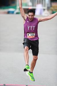 BIB: 1606, 
                            <button type="button" onclick="openModal(5533859)" class="btn btn-primary btn-sm float-right btn-popup" data-toggle="modal" data-target=".modal-high-quality">
                        <i class="fas fa-shopping-cart"></i> Add to Cart
                    </button>
                                            <button type="button" onclick="isThisMe(5533859, true)" class="btn btn-success btn-sm float-right btn-popup btn-isme hidden" data-toggle="tooltip" data-placement="bottom" title="นี่คือรูปของคุณใช่ไหม คลิกที่นี่เพื่อเอาเข้าอัลบั้ม">
                        <i class="fas fa-plus"></i> Add to album
                    </button>
                    <button type="button" onclick="isThisMe(5533859, false)" class="btn btn-warning btn-sm float-right btn-popup btn-isnotme hidden">
                        <i class="fas fa-ban"></i> Remove from album
                    </button>