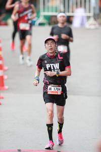 BIB: 1704
                            <button type="button" onclick="openModal(5534697)" class="btn btn-primary btn-sm float-right btn-popup" data-toggle="modal" data-target=".modal-high-quality">
                        <i class="fas fa-shopping-cart"></i> Add to Cart
                    </button>
                                            <button type="button" onclick="isThisMe(5534697, true)" class="btn btn-success btn-sm float-right btn-popup btn-isme hidden" data-toggle="tooltip" data-placement="bottom" title="นี่คือรูปของคุณใช่ไหม คลิกที่นี่เพื่อเอาเข้าอัลบั้ม">
                        <i class="fas fa-plus"></i> Add to album
                    </button>
                    <button type="button" onclick="isThisMe(5534697, false)" class="btn btn-warning btn-sm float-right btn-popup btn-isnotme hidden">
                        <i class="fas fa-ban"></i> Remove from album
                    </button>