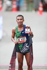 BIB: 6201
                            <button type="button" onclick="openModal(5533192)" class="btn btn-primary btn-sm float-right btn-popup" data-toggle="modal" data-target=".modal-high-quality">
                        <i class="fas fa-shopping-cart"></i> Add to Cart
                    </button>
                                            <button type="button" onclick="isThisMe(5533192, true)" class="btn btn-success btn-sm float-right btn-popup btn-isme hidden" data-toggle="tooltip" data-placement="bottom" title="นี่คือรูปของคุณใช่ไหม คลิกที่นี่เพื่อเอาเข้าอัลบั้ม">
                        <i class="fas fa-plus"></i> Add to album
                    </button>
                    <button type="button" onclick="isThisMe(5533192, false)" class="btn btn-warning btn-sm float-right btn-popup btn-isnotme hidden">
                        <i class="fas fa-ban"></i> Remove from album
                    </button>