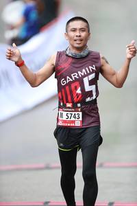 BIB: 5743
                            <button type="button" onclick="openModal(5557132)" class="btn btn-primary btn-sm float-right btn-popup" data-toggle="modal" data-target=".modal-high-quality">
                        <i class="fas fa-shopping-cart"></i> Add to Cart
                    </button>
                                            <button type="button" onclick="isThisMe(5557132, true)" class="btn btn-success btn-sm float-right btn-popup btn-isme hidden" data-toggle="tooltip" data-placement="bottom" title="นี่คือรูปของคุณใช่ไหม คลิกที่นี่เพื่อเอาเข้าอัลบั้ม">
                        <i class="fas fa-plus"></i> Add to album
                    </button>
                    <button type="button" onclick="isThisMe(5557132, false)" class="btn btn-warning btn-sm float-right btn-popup btn-isnotme hidden">
                        <i class="fas fa-ban"></i> Remove from album
                    </button>