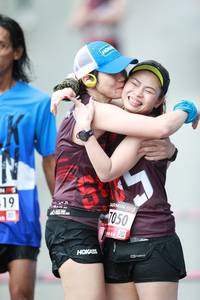 BIB: 1050
                            <button type="button" onclick="openModal(5560370)" class="btn btn-primary btn-sm float-right btn-popup" data-toggle="modal" data-target=".modal-high-quality">
                        <i class="fas fa-shopping-cart"></i> Add to Cart
                    </button>
                                            <button type="button" onclick="isThisMe(5560370, true)" class="btn btn-success btn-sm float-right btn-popup btn-isme hidden" data-toggle="tooltip" data-placement="bottom" title="นี่คือรูปของคุณใช่ไหม คลิกที่นี่เพื่อเอาเข้าอัลบั้ม">
                        <i class="fas fa-plus"></i> Add to album
                    </button>
                    <button type="button" onclick="isThisMe(5560370, false)" class="btn btn-warning btn-sm float-right btn-popup btn-isnotme hidden">
                        <i class="fas fa-ban"></i> Remove from album
                    </button>