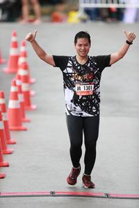 BIB: 1301
                            <button type="button" onclick="openModal(5560666)" class="btn btn-primary btn-sm float-right btn-popup" data-toggle="modal" data-target=".modal-high-quality">
                        <i class="fas fa-shopping-cart"></i> Add to Cart
                    </button>
                                            <button type="button" onclick="isThisMe(5560666, true)" class="btn btn-success btn-sm float-right btn-popup btn-isme hidden" data-toggle="tooltip" data-placement="bottom" title="นี่คือรูปของคุณใช่ไหม คลิกที่นี่เพื่อเอาเข้าอัลบั้ม">
                        <i class="fas fa-plus"></i> Add to album
                    </button>
                    <button type="button" onclick="isThisMe(5560666, false)" class="btn btn-warning btn-sm float-right btn-popup btn-isnotme hidden">
                        <i class="fas fa-ban"></i> Remove from album
                    </button>