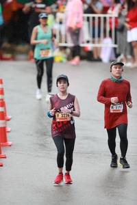 BIB: 3226, 1197
                            <button type="button" onclick="openModal(5551656)" class="btn btn-primary btn-sm float-right btn-popup" data-toggle="modal" data-target=".modal-high-quality">
                        <i class="fas fa-shopping-cart"></i> Add to Cart
                    </button>
                                            <button type="button" onclick="isThisMe(5551656, true)" class="btn btn-success btn-sm float-right btn-popup btn-isme hidden" data-toggle="tooltip" data-placement="bottom" title="นี่คือรูปของคุณใช่ไหม คลิกที่นี่เพื่อเอาเข้าอัลบั้ม">
                        <i class="fas fa-plus"></i> Add to album
                    </button>
                    <button type="button" onclick="isThisMe(5551656, false)" class="btn btn-warning btn-sm float-right btn-popup btn-isnotme hidden">
                        <i class="fas fa-ban"></i> Remove from album
                    </button>