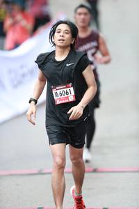 BIB: 6061
                            <button type="button" onclick="openModal(5560164)" class="btn btn-primary btn-sm float-right btn-popup" data-toggle="modal" data-target=".modal-high-quality">
                        <i class="fas fa-shopping-cart"></i> Add to Cart
                    </button>
                                            <button type="button" onclick="isThisMe(5560164, true)" class="btn btn-success btn-sm float-right btn-popup btn-isme hidden" data-toggle="tooltip" data-placement="bottom" title="นี่คือรูปของคุณใช่ไหม คลิกที่นี่เพื่อเอาเข้าอัลบั้ม">
                        <i class="fas fa-plus"></i> Add to album
                    </button>
                    <button type="button" onclick="isThisMe(5560164, false)" class="btn btn-warning btn-sm float-right btn-popup btn-isnotme hidden">
                        <i class="fas fa-ban"></i> Remove from album
                    </button>