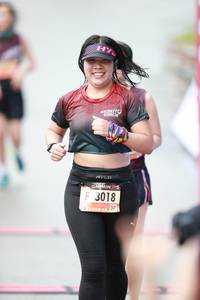 BIB: 3018
                            <button type="button" onclick="openModal(5558316)" class="btn btn-primary btn-sm float-right btn-popup" data-toggle="modal" data-target=".modal-high-quality">
                        <i class="fas fa-shopping-cart"></i> Add to Cart
                    </button>
                                            <button type="button" onclick="isThisMe(5558316, true)" class="btn btn-success btn-sm float-right btn-popup btn-isme hidden" data-toggle="tooltip" data-placement="bottom" title="นี่คือรูปของคุณใช่ไหม คลิกที่นี่เพื่อเอาเข้าอัลบั้ม">
                        <i class="fas fa-plus"></i> Add to album
                    </button>
                    <button type="button" onclick="isThisMe(5558316, false)" class="btn btn-warning btn-sm float-right btn-popup btn-isnotme hidden">
                        <i class="fas fa-ban"></i> Remove from album
                    </button>