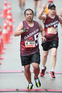 BIB: 3417, 1023
                            <button type="button" onclick="openModal(5556257)" class="btn btn-primary btn-sm float-right btn-popup" data-toggle="modal" data-target=".modal-high-quality">
                        <i class="fas fa-shopping-cart"></i> Add to Cart
                    </button>
                                            <button type="button" onclick="isThisMe(5556257, true)" class="btn btn-success btn-sm float-right btn-popup btn-isme hidden" data-toggle="tooltip" data-placement="bottom" title="นี่คือรูปของคุณใช่ไหม คลิกที่นี่เพื่อเอาเข้าอัลบั้ม">
                        <i class="fas fa-plus"></i> Add to album
                    </button>
                    <button type="button" onclick="isThisMe(5556257, false)" class="btn btn-warning btn-sm float-right btn-popup btn-isnotme hidden">
                        <i class="fas fa-ban"></i> Remove from album
                    </button>