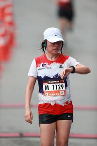 BIB: 1129
                            <button type="button" onclick="openModal(5551151)" class="btn btn-primary btn-sm float-right btn-popup" data-toggle="modal" data-target=".modal-high-quality">
                        <i class="fas fa-shopping-cart"></i> Add to Cart
                    </button>
                                            <button type="button" onclick="isThisMe(5551151, true)" class="btn btn-success btn-sm float-right btn-popup btn-isme hidden" data-toggle="tooltip" data-placement="bottom" title="นี่คือรูปของคุณใช่ไหม คลิกที่นี่เพื่อเอาเข้าอัลบั้ม">
                        <i class="fas fa-plus"></i> Add to album
                    </button>
                    <button type="button" onclick="isThisMe(5551151, false)" class="btn btn-warning btn-sm float-right btn-popup btn-isnotme hidden">
                        <i class="fas fa-ban"></i> Remove from album
                    </button>