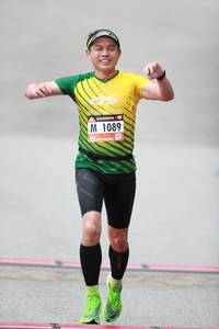 BIB: 1089
                            <button type="button" onclick="openModal(5533336)" class="btn btn-primary btn-sm float-right btn-popup" data-toggle="modal" data-target=".modal-high-quality">
                        <i class="fas fa-shopping-cart"></i> Add to Cart
                    </button>
                                            <button type="button" onclick="isThisMe(5533336, true)" class="btn btn-success btn-sm float-right btn-popup btn-isme hidden" data-toggle="tooltip" data-placement="bottom" title="นี่คือรูปของคุณใช่ไหม คลิกที่นี่เพื่อเอาเข้าอัลบั้ม">
                        <i class="fas fa-plus"></i> Add to album
                    </button>
                    <button type="button" onclick="isThisMe(5533336, false)" class="btn btn-warning btn-sm float-right btn-popup btn-isnotme hidden">
                        <i class="fas fa-ban"></i> Remove from album
                    </button>