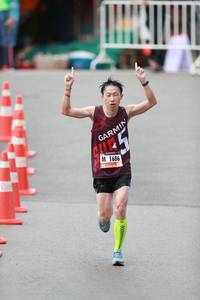 BIB: 1686
                            <button type="button" onclick="openModal(5533867)" class="btn btn-primary btn-sm float-right btn-popup" data-toggle="modal" data-target=".modal-high-quality">
                        <i class="fas fa-shopping-cart"></i> Add to Cart
                    </button>
                                            <button type="button" onclick="isThisMe(5533867, true)" class="btn btn-success btn-sm float-right btn-popup btn-isme hidden" data-toggle="tooltip" data-placement="bottom" title="นี่คือรูปของคุณใช่ไหม คลิกที่นี่เพื่อเอาเข้าอัลบั้ม">
                        <i class="fas fa-plus"></i> Add to album
                    </button>
                    <button type="button" onclick="isThisMe(5533867, false)" class="btn btn-warning btn-sm float-right btn-popup btn-isnotme hidden">
                        <i class="fas fa-ban"></i> Remove from album
                    </button>