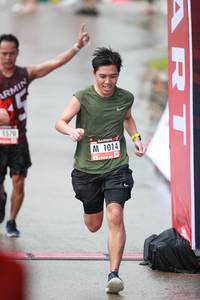 BIB: 1570, 1014
                            <button type="button" onclick="openModal(5541869)" class="btn btn-primary btn-sm float-right btn-popup" data-toggle="modal" data-target=".modal-high-quality">
                        <i class="fas fa-shopping-cart"></i> Add to Cart
                    </button>
                                            <button type="button" onclick="isThisMe(5541869, true)" class="btn btn-success btn-sm float-right btn-popup btn-isme hidden" data-toggle="tooltip" data-placement="bottom" title="นี่คือรูปของคุณใช่ไหม คลิกที่นี่เพื่อเอาเข้าอัลบั้ม">
                        <i class="fas fa-plus"></i> Add to album
                    </button>
                    <button type="button" onclick="isThisMe(5541869, false)" class="btn btn-warning btn-sm float-right btn-popup btn-isnotme hidden">
                        <i class="fas fa-ban"></i> Remove from album
                    </button>