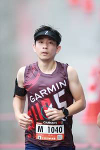 BIB: 1040
                            <button type="button" onclick="openModal(5537215)" class="btn btn-primary btn-sm float-right btn-popup" data-toggle="modal" data-target=".modal-high-quality">
                        <i class="fas fa-shopping-cart"></i> Add to Cart
                    </button>
                                            <button type="button" onclick="isThisMe(5537215, true)" class="btn btn-success btn-sm float-right btn-popup btn-isme hidden" data-toggle="tooltip" data-placement="bottom" title="นี่คือรูปของคุณใช่ไหม คลิกที่นี่เพื่อเอาเข้าอัลบั้ม">
                        <i class="fas fa-plus"></i> Add to album
                    </button>
                    <button type="button" onclick="isThisMe(5537215, false)" class="btn btn-warning btn-sm float-right btn-popup btn-isnotme hidden">
                        <i class="fas fa-ban"></i> Remove from album
                    </button>