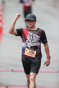 BIB: 3286
                            <button type="button" onclick="openModal(5539299)" class="btn btn-primary btn-sm float-right btn-popup" data-toggle="modal" data-target=".modal-high-quality">
                        <i class="fas fa-shopping-cart"></i> Add to Cart
                    </button>
                                            <button type="button" onclick="isThisMe(5539299, true)" class="btn btn-success btn-sm float-right btn-popup btn-isme hidden" data-toggle="tooltip" data-placement="bottom" title="นี่คือรูปของคุณใช่ไหม คลิกที่นี่เพื่อเอาเข้าอัลบั้ม">
                        <i class="fas fa-plus"></i> Add to album
                    </button>
                    <button type="button" onclick="isThisMe(5539299, false)" class="btn btn-warning btn-sm float-right btn-popup btn-isnotme hidden">
                        <i class="fas fa-ban"></i> Remove from album
                    </button>