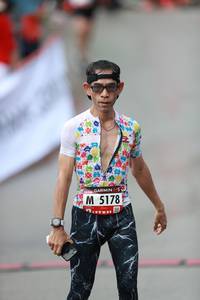 BIB: 5178
                            <button type="button" onclick="openModal(5560120)" class="btn btn-primary btn-sm float-right btn-popup" data-toggle="modal" data-target=".modal-high-quality">
                        <i class="fas fa-shopping-cart"></i> Add to Cart
                    </button>
                                            <button type="button" onclick="isThisMe(5560120, true)" class="btn btn-success btn-sm float-right btn-popup btn-isme hidden" data-toggle="tooltip" data-placement="bottom" title="นี่คือรูปของคุณใช่ไหม คลิกที่นี่เพื่อเอาเข้าอัลบั้ม">
                        <i class="fas fa-plus"></i> Add to album
                    </button>
                    <button type="button" onclick="isThisMe(5560120, false)" class="btn btn-warning btn-sm float-right btn-popup btn-isnotme hidden">
                        <i class="fas fa-ban"></i> Remove from album
                    </button>