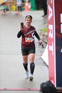 BIB: 1214
                            <button type="button" onclick="openModal(5560583)" class="btn btn-primary btn-sm float-right btn-popup" data-toggle="modal" data-target=".modal-high-quality">
                        <i class="fas fa-shopping-cart"></i> Add to Cart
                    </button>
                                            <button type="button" onclick="isThisMe(5560583, true)" class="btn btn-success btn-sm float-right btn-popup btn-isme hidden" data-toggle="tooltip" data-placement="bottom" title="นี่คือรูปของคุณใช่ไหม คลิกที่นี่เพื่อเอาเข้าอัลบั้ม">
                        <i class="fas fa-plus"></i> Add to album
                    </button>
                    <button type="button" onclick="isThisMe(5560583, false)" class="btn btn-warning btn-sm float-right btn-popup btn-isnotme hidden">
                        <i class="fas fa-ban"></i> Remove from album
                    </button>