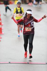 BIB: 3211
                            <button type="button" onclick="openModal(5552626)" class="btn btn-primary btn-sm float-right btn-popup" data-toggle="modal" data-target=".modal-high-quality">
                        <i class="fas fa-shopping-cart"></i> Add to Cart
                    </button>
                                            <button type="button" onclick="isThisMe(5552626, true)" class="btn btn-success btn-sm float-right btn-popup btn-isme hidden" data-toggle="tooltip" data-placement="bottom" title="นี่คือรูปของคุณใช่ไหม คลิกที่นี่เพื่อเอาเข้าอัลบั้ม">
                        <i class="fas fa-plus"></i> Add to album
                    </button>
                    <button type="button" onclick="isThisMe(5552626, false)" class="btn btn-warning btn-sm float-right btn-popup btn-isnotme hidden">
                        <i class="fas fa-ban"></i> Remove from album
                    </button>