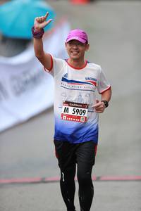 BIB: 5909
                            <button type="button" onclick="openModal(5558373)" class="btn btn-primary btn-sm float-right btn-popup" data-toggle="modal" data-target=".modal-high-quality">
                        <i class="fas fa-shopping-cart"></i> Add to Cart
                    </button>
                                            <button type="button" onclick="isThisMe(5558373, true)" class="btn btn-success btn-sm float-right btn-popup btn-isme hidden" data-toggle="tooltip" data-placement="bottom" title="นี่คือรูปของคุณใช่ไหม คลิกที่นี่เพื่อเอาเข้าอัลบั้ม">
                        <i class="fas fa-plus"></i> Add to album
                    </button>
                    <button type="button" onclick="isThisMe(5558373, false)" class="btn btn-warning btn-sm float-right btn-popup btn-isnotme hidden">
                        <i class="fas fa-ban"></i> Remove from album
                    </button>