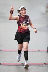 BIB: 3091
                            <button type="button" onclick="openModal(5558732)" class="btn btn-primary btn-sm float-right btn-popup" data-toggle="modal" data-target=".modal-high-quality">
                        <i class="fas fa-shopping-cart"></i> Add to Cart
                    </button>
                                            <button type="button" onclick="isThisMe(5558732, true)" class="btn btn-success btn-sm float-right btn-popup btn-isme hidden" data-toggle="tooltip" data-placement="bottom" title="นี่คือรูปของคุณใช่ไหม คลิกที่นี่เพื่อเอาเข้าอัลบั้ม">
                        <i class="fas fa-plus"></i> Add to album
                    </button>
                    <button type="button" onclick="isThisMe(5558732, false)" class="btn btn-warning btn-sm float-right btn-popup btn-isnotme hidden">
                        <i class="fas fa-ban"></i> Remove from album
                    </button>